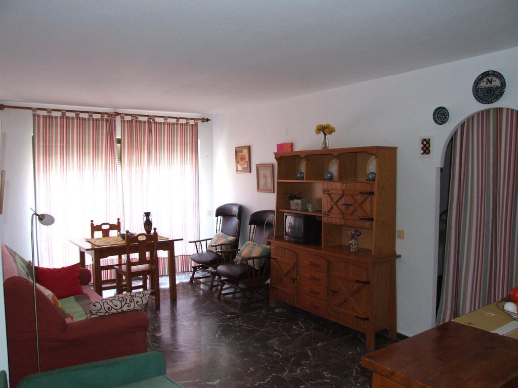 Apartamentos Alkisol Velilla-Taramay Exteriör bild